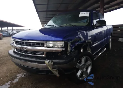 2002 Chevrolet Silverado 1500 z USA, uszkodzony, nr VIN 2GCEC19W821229088